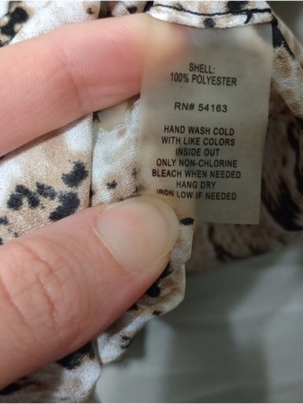 Calvin Klein Women Animal Print Top Blouse Shirt Size S Button Up V Neck Boho